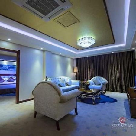 Star World Hotel Naypyidaw Dış mekan fotoğraf